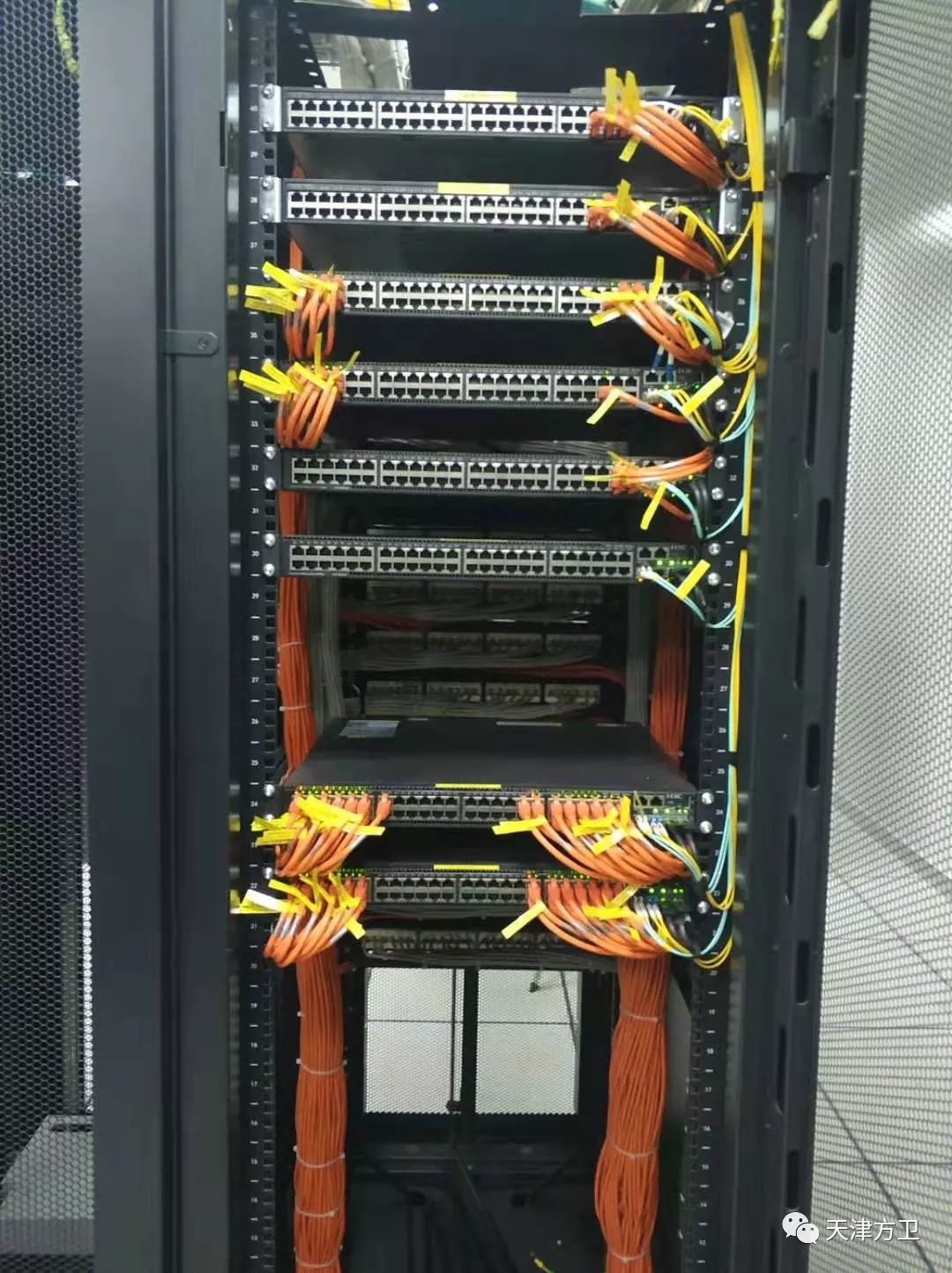 1570583916213042367.jpg 640.webp1.webp.jpg